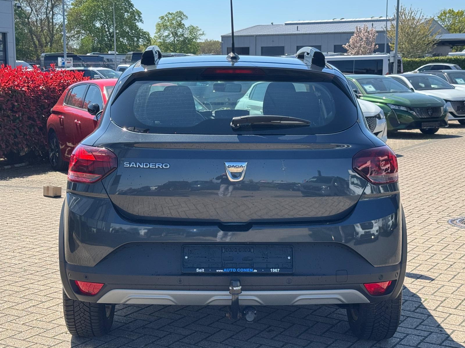 Foto 1 - Dacia Sandero Stepway TCe LPG 1.0 NAV KAM AHK Sitzh. L, GRIS COMETE (Grau)