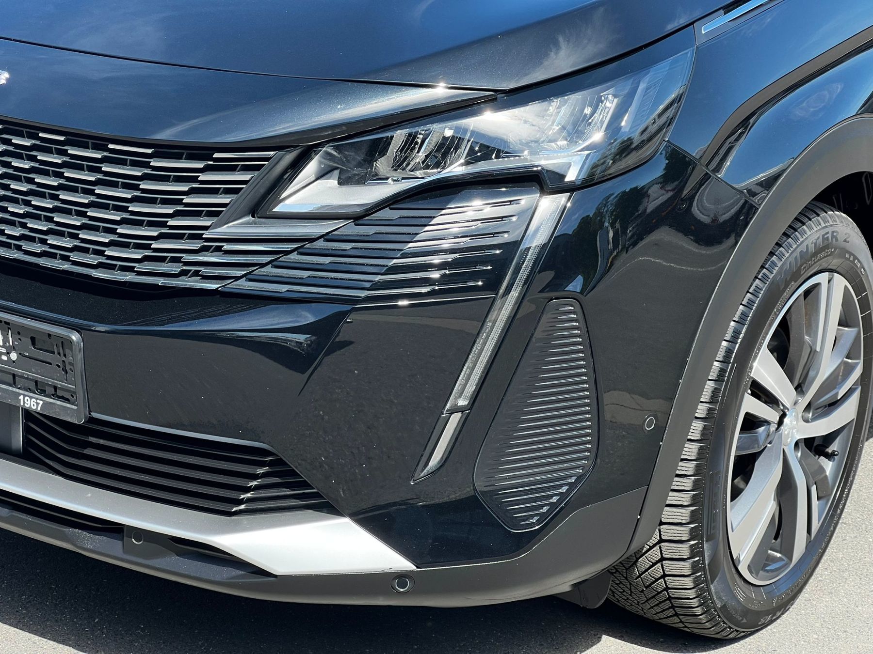 Foto 1 - PEUGEOT 5008 Allure Pack B-HDI130EAT8+7 Sitzer+LED+ParkA, Met. Perla Nera Schwarz (Schwarz)