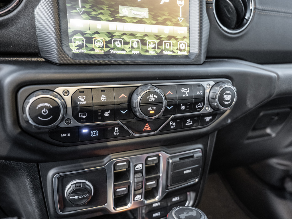 Foto 1 - Wrangler High Altitude Unlimited PlugIn Hybrid, Bright White (Weiß) (Weiß)