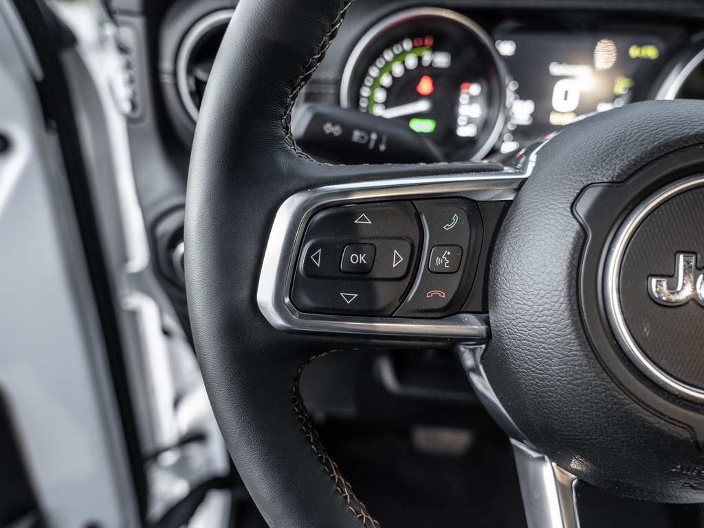 Foto 1 - Wrangler High Altitude Unlimited PlugIn Hybrid, Bright White (Weiß) (Weiß)