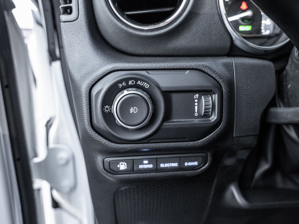 Foto 1 - Wrangler High Altitude Unlimited PlugIn Hybrid, Bright White (Weiß) (Weiß)