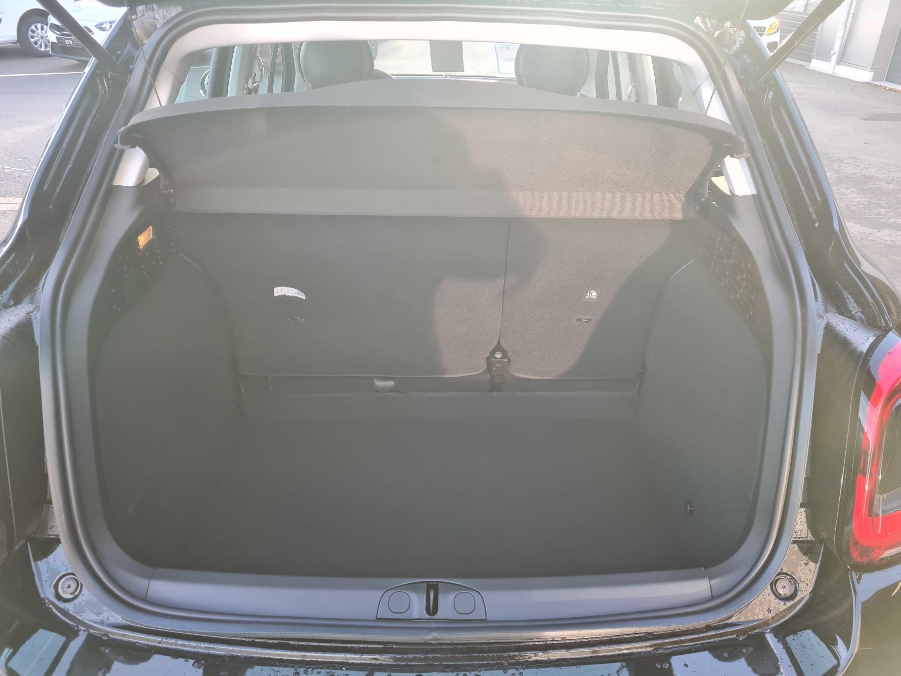 Foto 1 - 500X Cabrio Dolcevita 1.5 Hybrid GSE 96kW MY24, Cinema Schwarz (Schwarz)