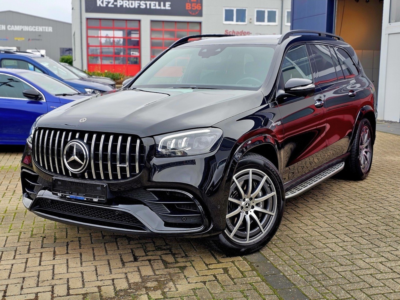 Foto 1 - GLS 63 AMG 63 4Matic+ EQ Boost Performance Guard, Obsidianschwarz metallic (Schwarz)