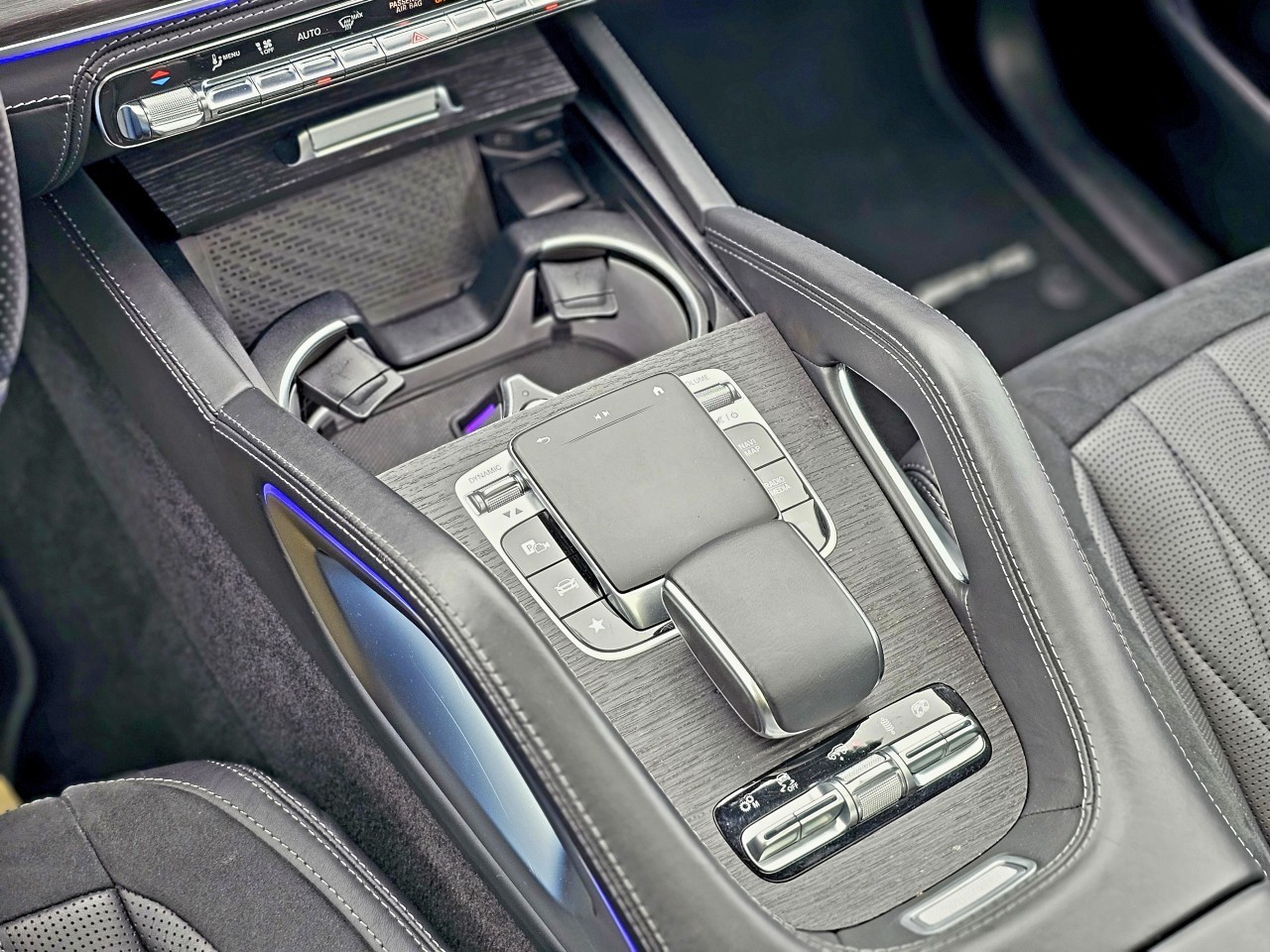 Foto 1 - GLS 63 AMG 63 4Matic+ EQ Boost Performance Guard, Obsidianschwarz metallic (Schwarz)