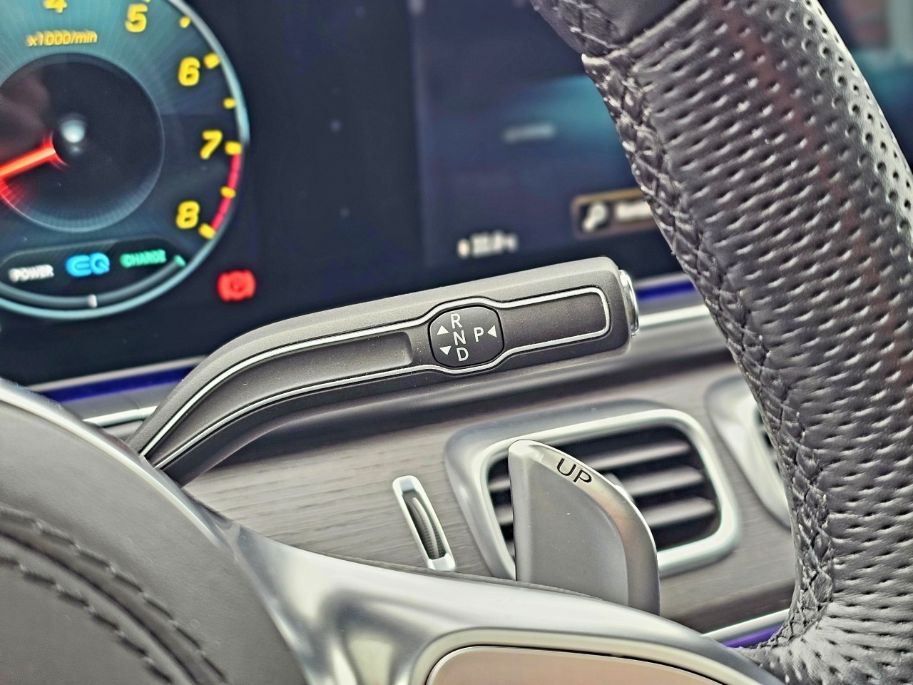 Foto 1 - GLS 63 AMG 63 4Matic+ EQ Boost Performance Guard, Obsidianschwarz metallic (Schwarz)