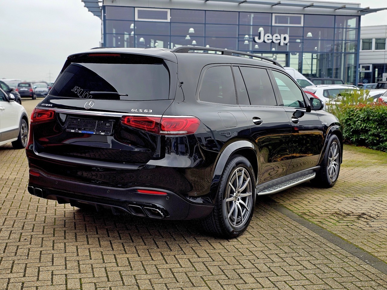 Foto 1 - GLS 63 AMG 63 4Matic+ EQ Boost Performance Guard, Obsidianschwarz metallic (Schwarz)