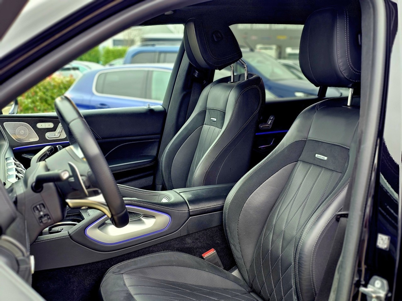 Foto 1 - GLS 63 AMG 63 4Matic+ EQ Boost Performance Guard, Obsidianschwarz metallic (Schwarz)