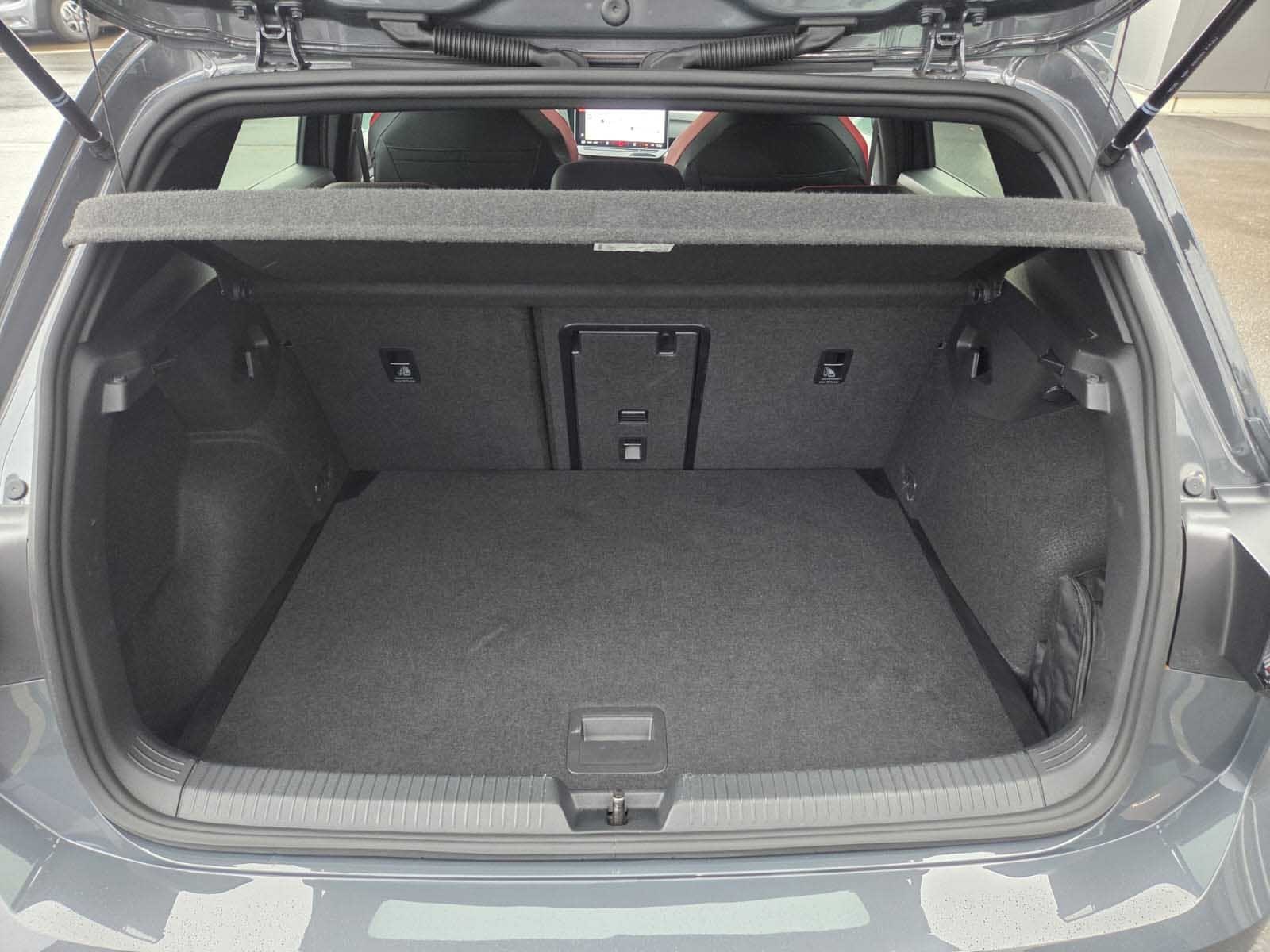 Foto 1 - Golf GTI Clubsport 2.0 DSG SSD NAV KAM 19LM 8-Fa, Delfingrau Metallic (Grau)