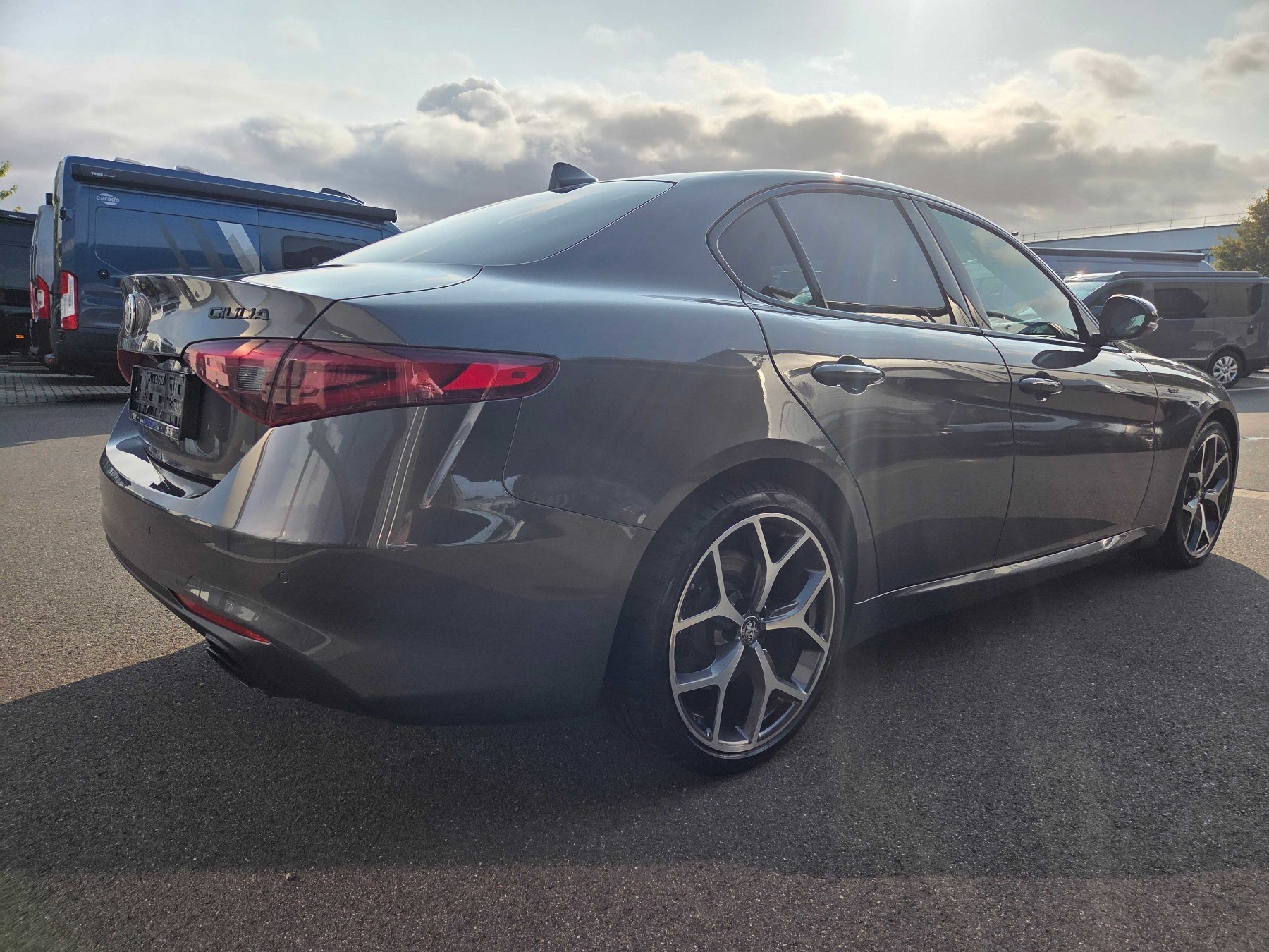 Foto 1 - Alfa Romeo Giulia MY20 SPRINT 2.2 Diesel 16V 140kW LM XENON, Grigio Vesuvio, Metallic (Grau)