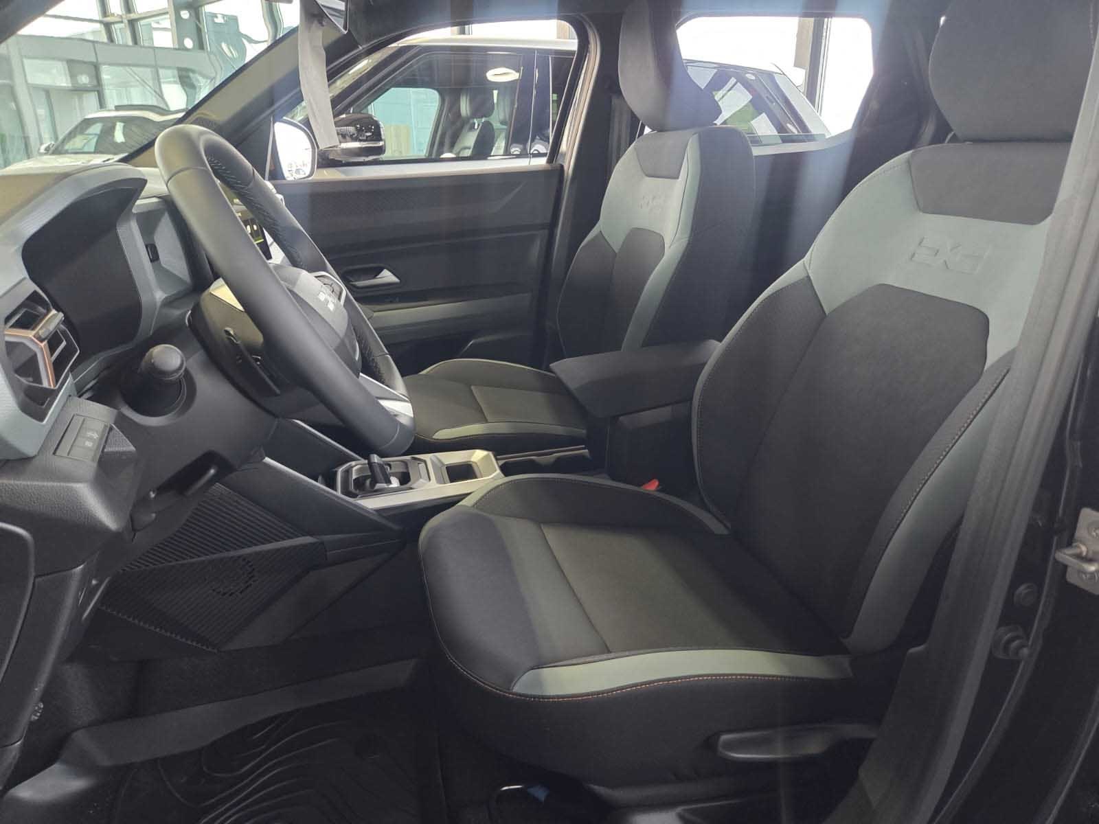 Foto 1 - DUSTER 1.3 TCe 150 EDC Journey City Paket, Perlmutt-Schwarz (Schwarz)