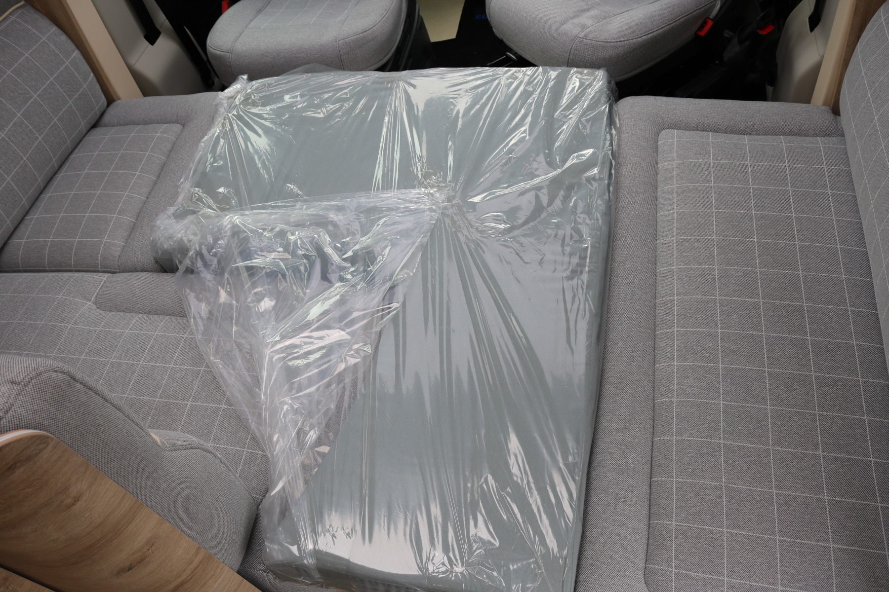 Foto 1 - Profila T 675 SB Modial+Fahr Ass-5e sitz, Glattblech weiß (Weiß)