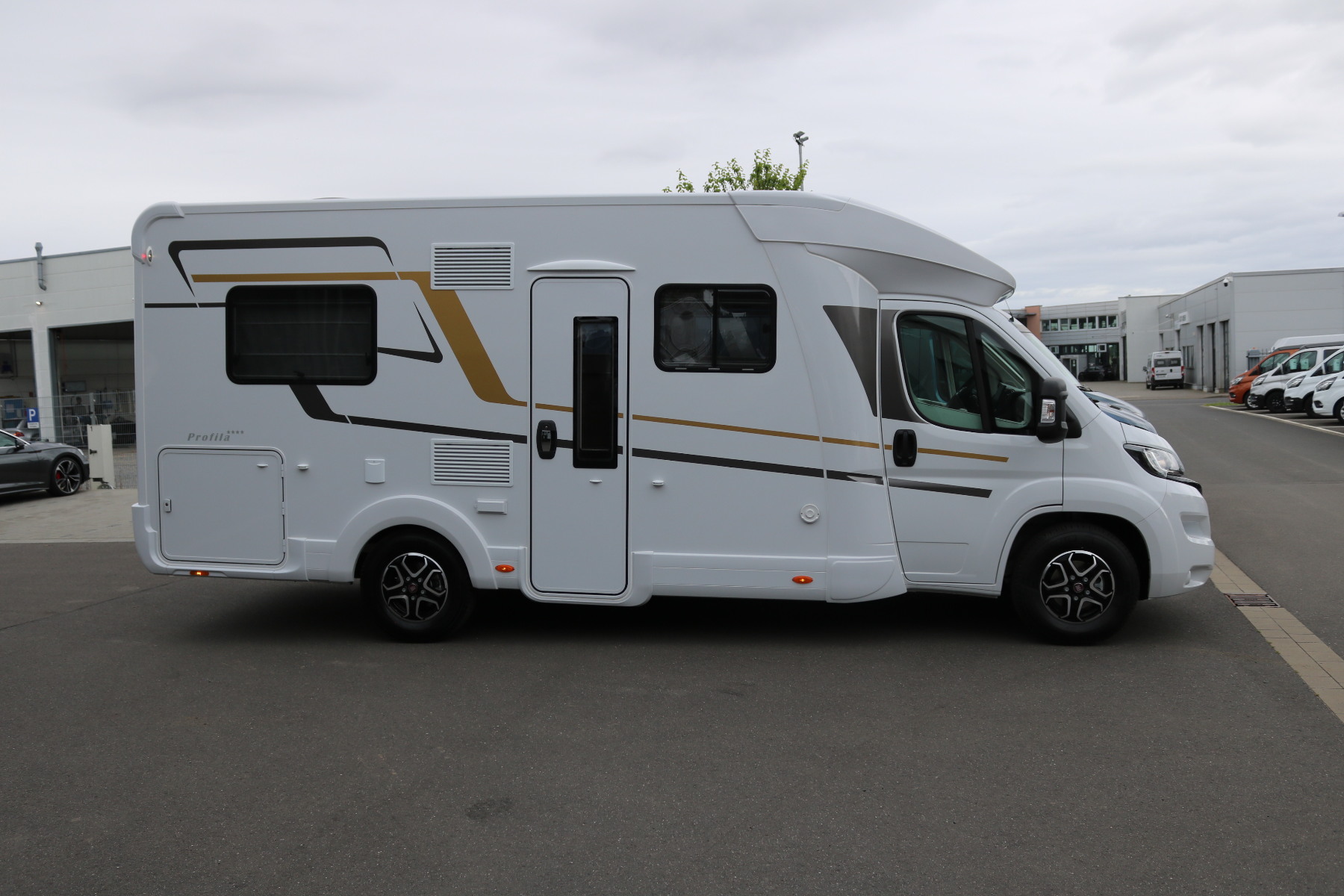 Foto 1 - Profila T 675 SB Modial+Fahr Ass-5e sitz, Glattblech weiß (Weiß)