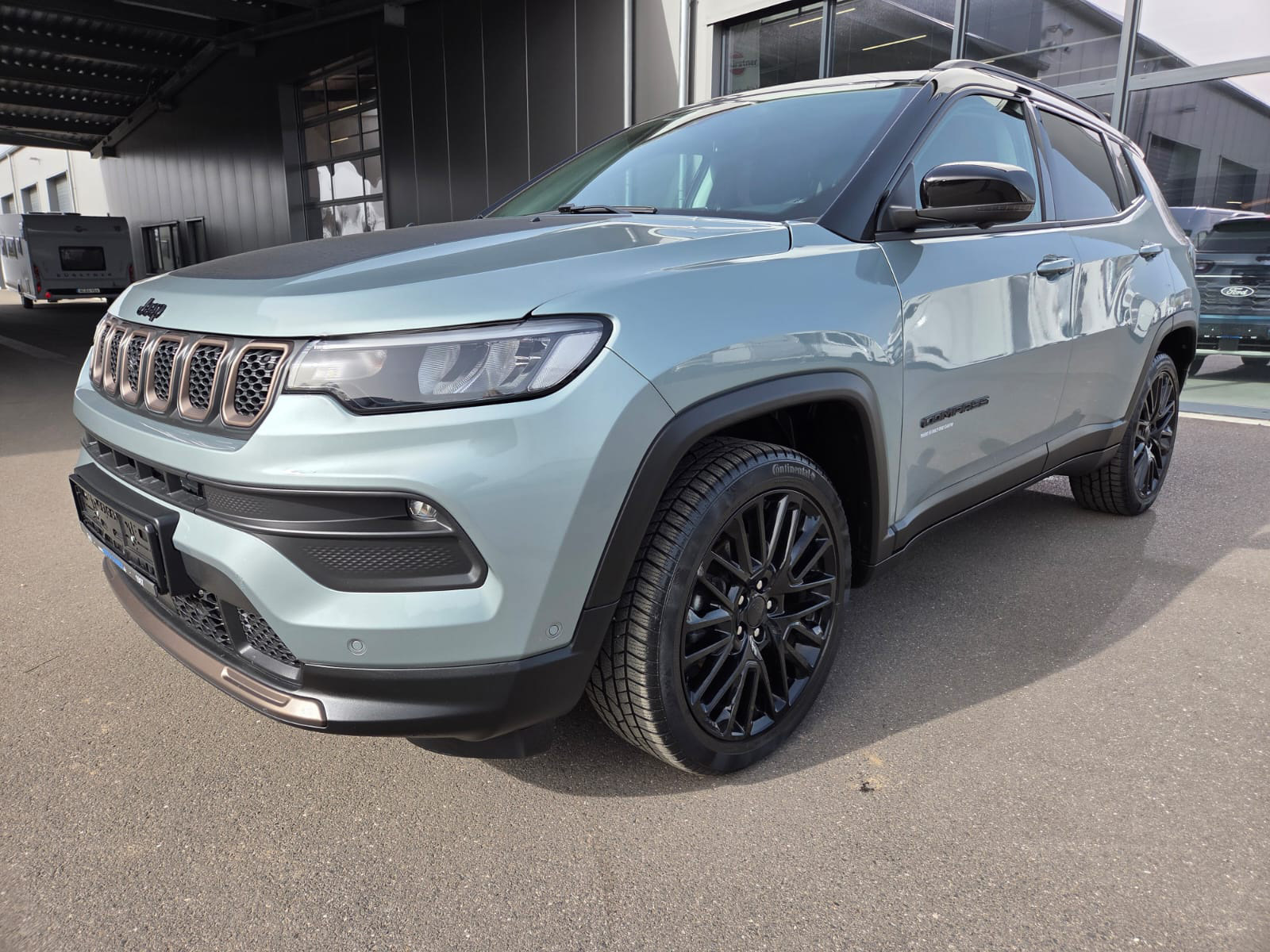Second hand Jeep Compass 1.6